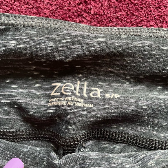 Women size small leggings - Picture 2 of 3